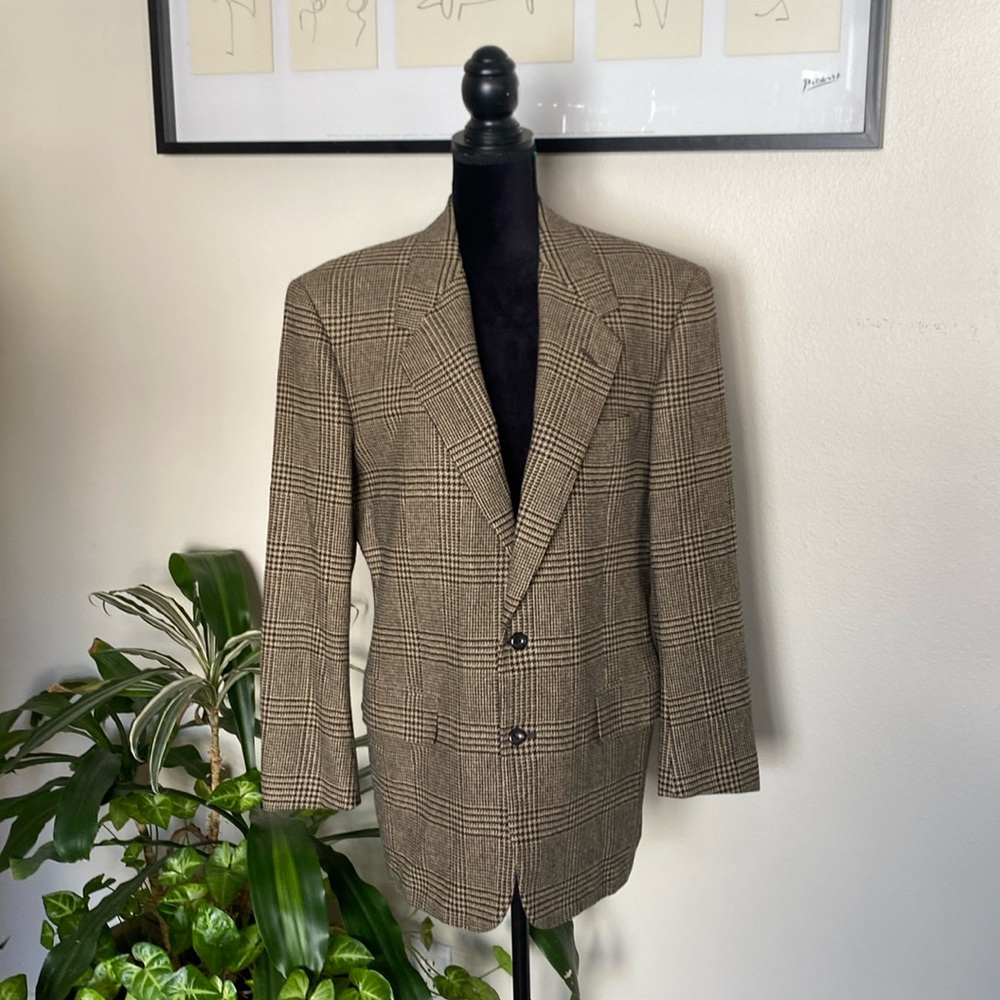 Oxxford Clothes Men's Beige and Navy Plaid Blazer